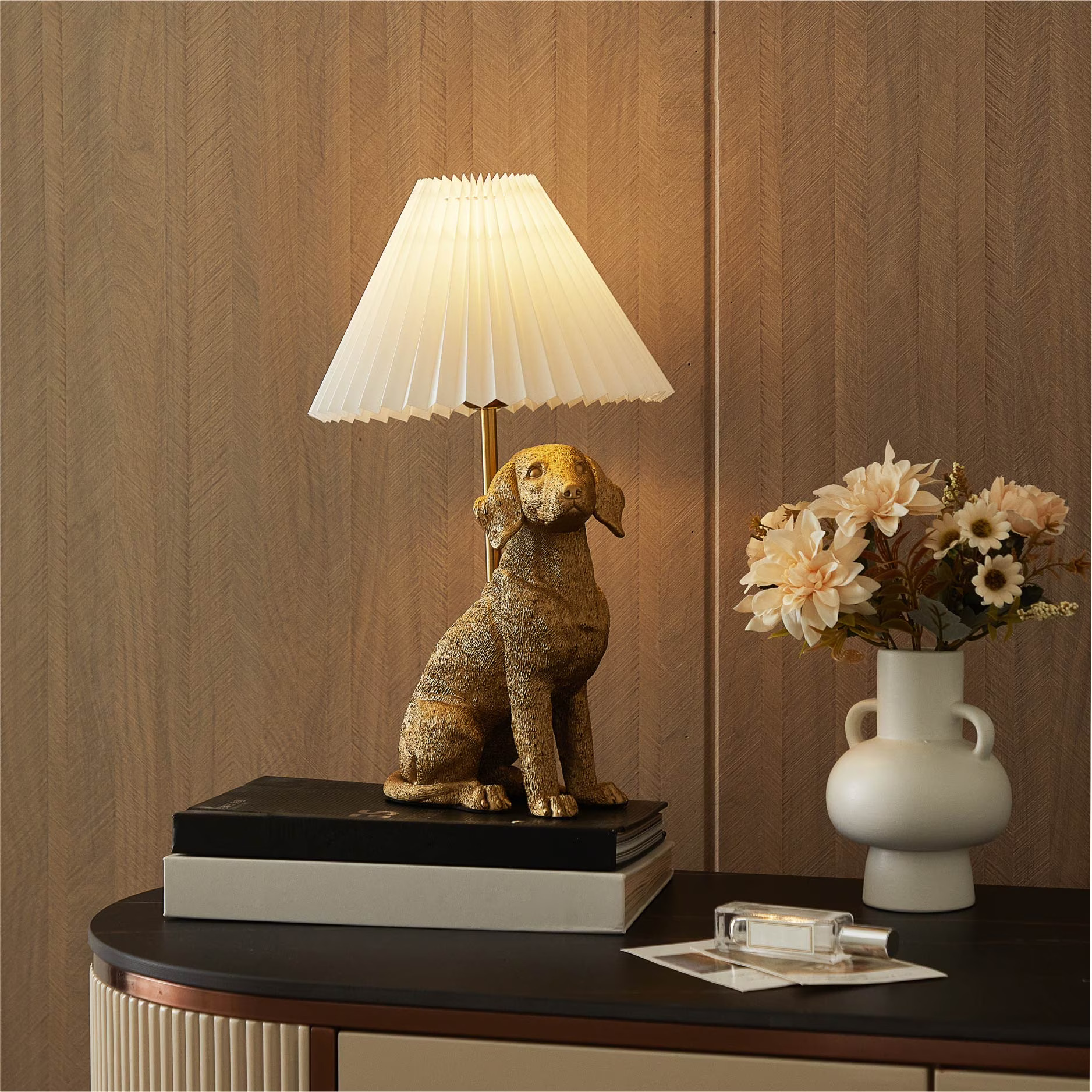 White Labrador Dog Brass Table Lamp, 8.XX 🐾
